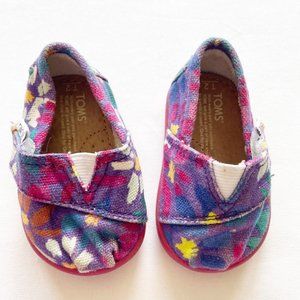 Toms Purple Floral Infant Shoes size 2